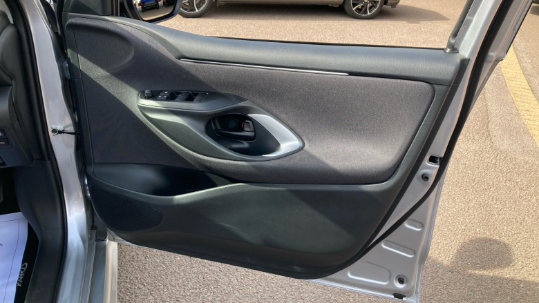 Toyota Yaris 1.5 Hybrid Icon 5dr CVT Hybrid Hatchback